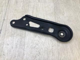 Крепление балки подвески переднее левое MDX (YD2) 06-13