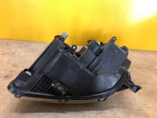 Фара правая AVENSIS 03-08