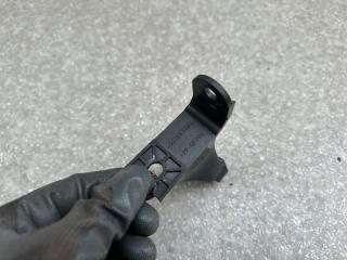 Кронштейн решетки радиатора правый ACURA RDX 12-19 3.5 J35Z2