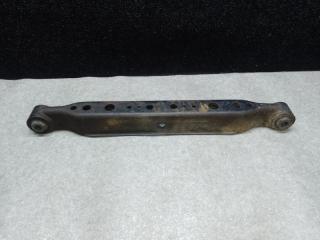 Рычаг задней подвески поперечный нижний левый NISSAN X-TRAIL/ROGUE T32 13-20