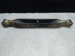 Рычаг задней подвески поперечный нижний левый NISSAN X-TRAIL/ROGUE T32 13-20