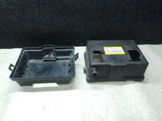 Короб аккумулятора H3 05-10 2006 L52 3.5 L