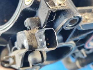 Коллектор впускной 3 BL 09-13 2009 2.5 L (L5-VE)