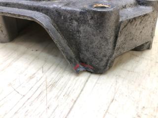 Кронштейн опоры двигателя правый ES300 96-01 1998 MCV20 3.0 1MZFE