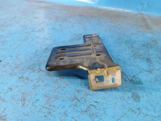 Кронштейн крыла передний левый FORD EXPEDITION 17- T35PDTD