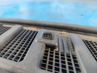 Пластик под лобовое стекло / Жабо EXPEDITION 17- 2018 T35PDTD