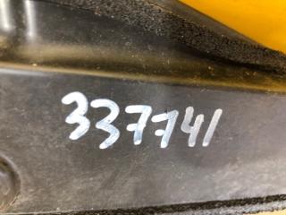 Пыльник крыла передний правый CT200 17-