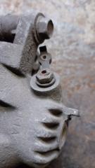 Суппорт тормозной задний правый SORENTO BL 02-09