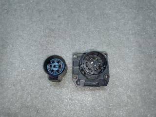 Разъем H3 05-10 2006 L52 3.5 L