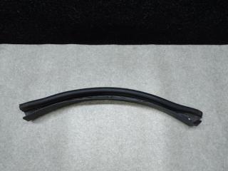 Уплотнитель двери задний правый HUMMER H3 05-10 L52 3.5 L