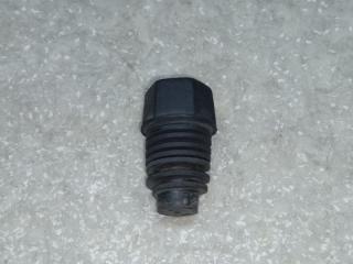 Отбойник капота HUMMER H3 05-10 2006 Б/У Отбойник капота HUMMER H3 05-10 2006