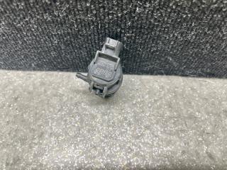 Насос омывателя стекла PRIUS - 30 09-17