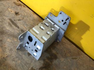 Усилитель переднего бампера LS500 18-