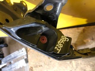 Кронштейн переднего бампера (на крыле) правый LS500 18-