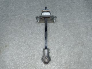 Ограничитель двери задний левый SUBARU FORESTER 12-19 2015 Б/У Ограничитель двери задний левый SUBARU FORESTER 12-19 2015