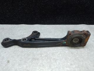 Кронштейн редуктора передний левый LEXUS GX470 02-09