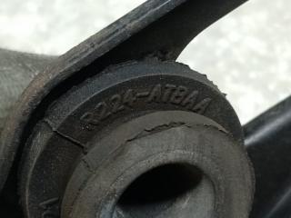 Крепление радиатора правое HYUNDAI ELANTRA MD 10-15 1.8 G4NB