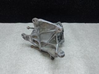 Кронштейн компрессора кондиционера SUBARU FORESTER SG 02-07