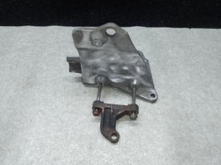 Кронштейн компрессора кондиционера OUTBACK 03-09 BP