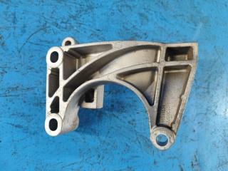 Кронштейн промежуточного вала RENEGADE (BU) 14- 2015 2.4 ED6