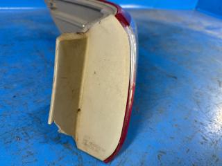 Фонарь наружный правый CAMRY 40 06-11