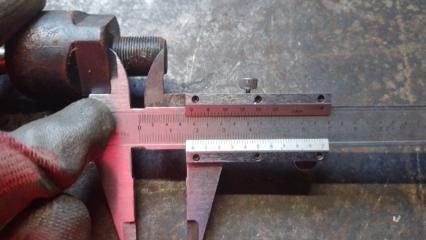 Рулевая тяга правая 323 BG 89-94