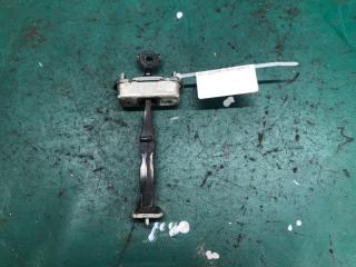 Ограничитель двери задний левый INFINITI QX60/JX35 12-20 2015 Б/У Ограничитель двери задний левый INFINITI QX60/JX35 12-20 2015