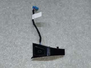 Кнопка открытия двери задняя левая TESLA MODEL Y 19- 2021