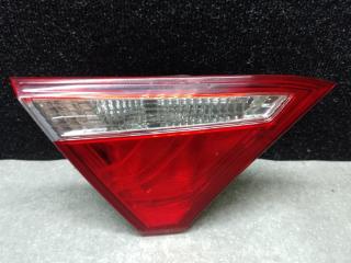 Фонарь внутренний левый TOYOTA CAMRY 55 14-17 2016 Б/У Фонарь внутренний левый TOYOTA CAMRY 55 14-17 2016