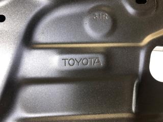 Дверь передняя правая RAV4 18-