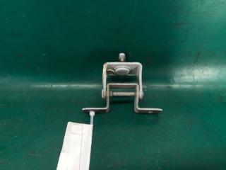 Петля крышки багажника NISSAN JUKE 10-19 1.6 MR16DDT