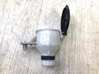 Горловина бачка стеклоомывателя PRIUS - 30 09-17