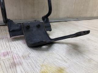 Кронштейн крепления запасного колеса SANTA FE (SM) 00-06 2005 2.7 G6BA