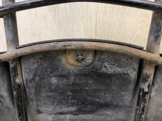 Кронштейн крепления запасного колеса SANTA FE (SM) 00-06 2005 2.7 G6BA