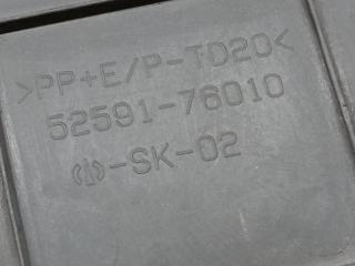 Подкрылок задний правый LEXUS CT200 11-17 1.8 2ZRFXE