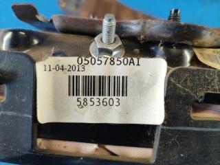 Подушка безопасности в колени передняя левая GRAND CARAVAN 08- 2014 3.6 ERB