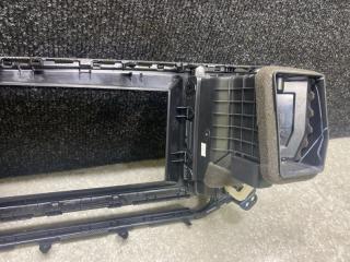 Накладка торпедо под магнитолу ELANTRA AD 16- 2016 2.0 G4NH