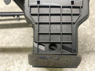 Накладка торпедо под магнитолу ELANTRA AD 16- 2016 2.0 G4NH