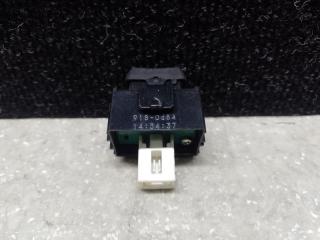 Кнопка центрального замка передняя правая TOYOTA CAMRY 40 06-11 2.4 2AZFXE