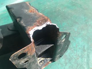 Усилитель переднего бампера JOURNEY 08-20 2013 3.6 ERB