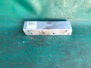 Кронштейн усилителя заднего бампера левый AUDI Q5 08-16 2014 Б/У Кронштейн усилителя заднего бампера левый AUDI Q5 08-16 2014