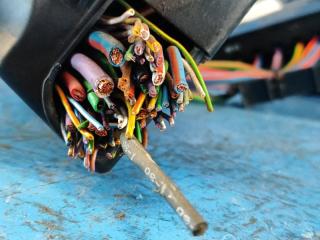 Блок предохранителей моторный отсек ESCAPE 12-19 2017 T15HDTX