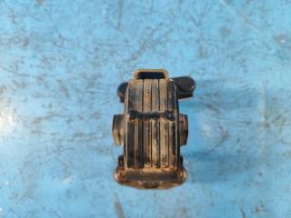 Подушка двигателя нижняя TOYOTA PRIUS - 30 09-17