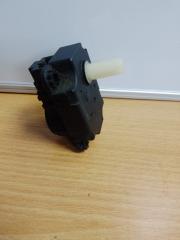 Моторчик заслонки печки OUTLANDER XL 05-13