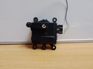 Моторчик заслонки печки MAZDA 3 BM 13-19