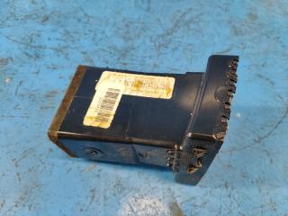 Дефлектор воздушный правый DODGE GRAND CARAVAN 08- 3.6 ERB