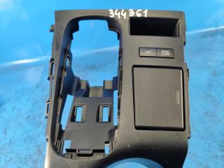 Пластик салона LEXUS CT200 11-17 1.8 2ZRFXE