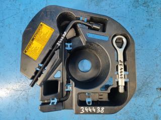 Ящик инструментальный LEXUS CT200 11-17 2012