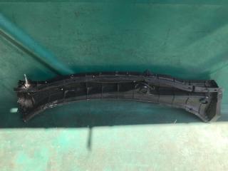 Пластик под лобовое стекло / Жабо JUKE 10-19 2013 1.6 MR16DDT