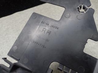 Дефлектор радиатора правый NISSAN TEANA J32 08-14